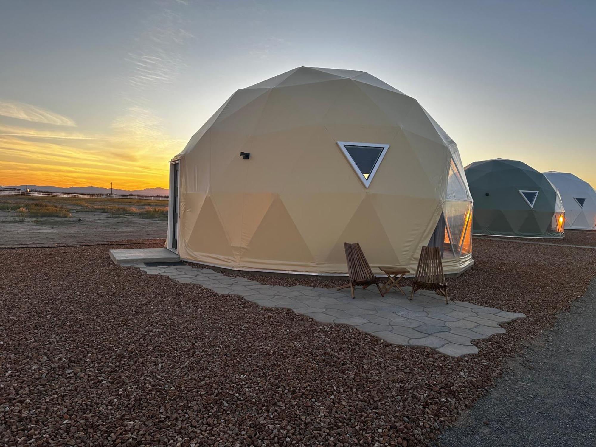 Nude Glamping Dome Villa Willcox Exterior photo